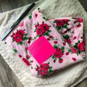 Betsey Johnson Floral Print Soft Oversized Throw